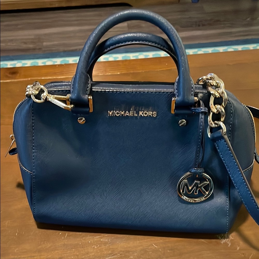 Michael Kors Blue Leather Handbag. Excellent condition